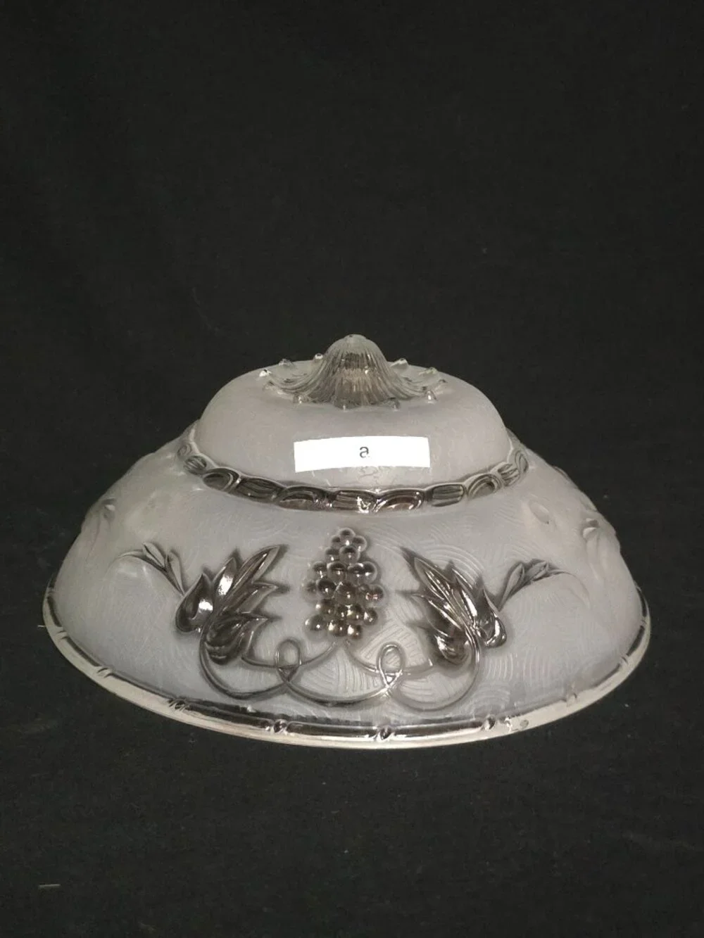 Vtg Art Deco 3 Chain Clear to Frosted Grape & Leaves Lamp Shade (a)